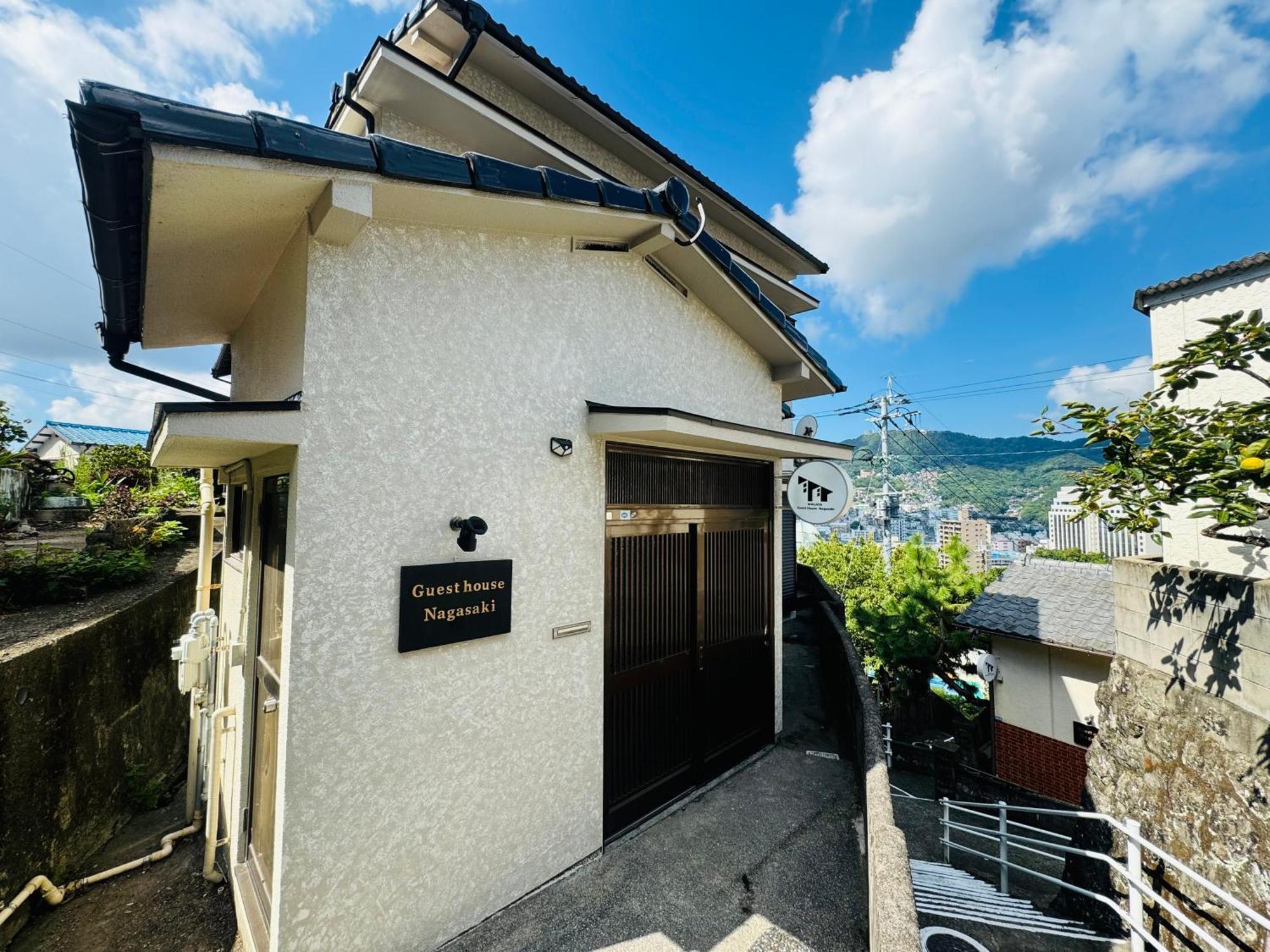 Guest House Nagasaki 2 御船蔵の我が家 2 Bagian luar foto